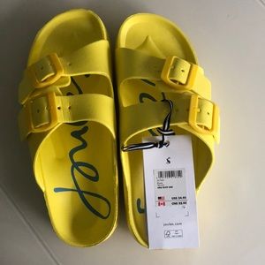 New With Tags Joules Slider Sandals